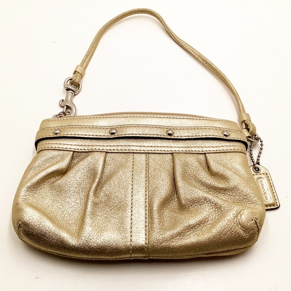 {Coach} Wristlet - Picture 2 of 5